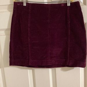 Wild Fable maroon mini skirt